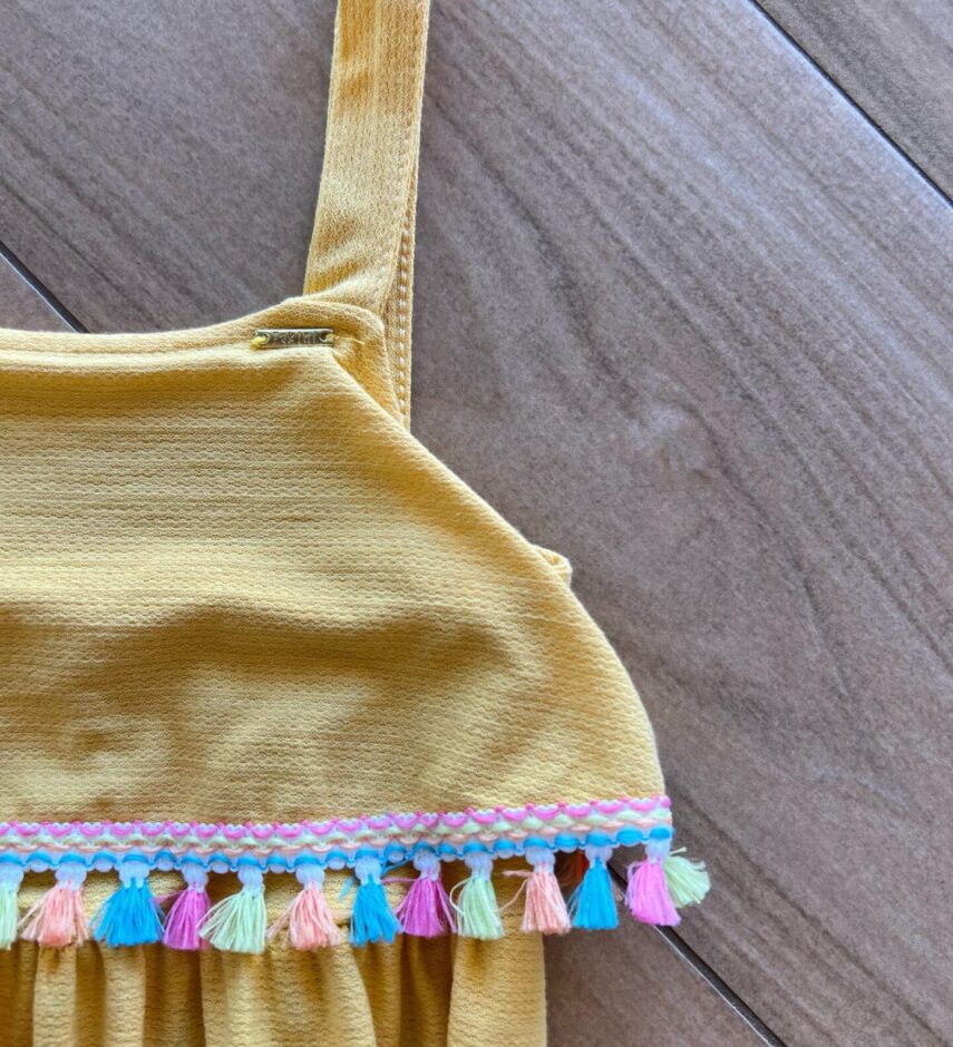 fernandaramoskids com br Vestido Infantil Feminino Alça e Detalhe Fita Tassel1