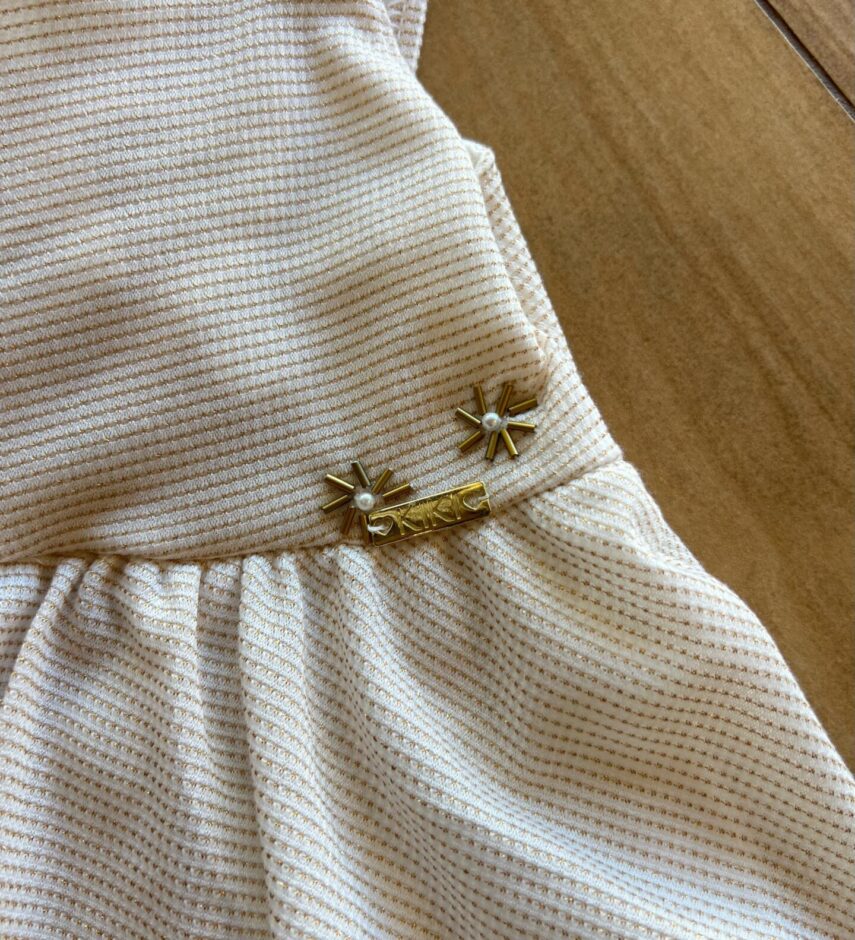 fernandaramoskids com br Vestido Infantil Feminino Amarração nas Costas e Detalhes Dourado1