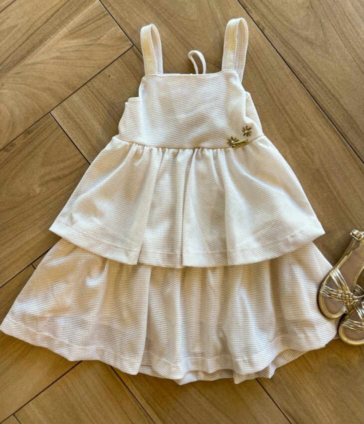 Vestido Infantil Feminino Amarração nas Costas e Detalhes Dourado Fernanda Ramos Kids