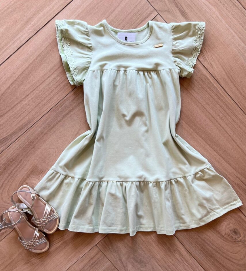 Vestido Infantil Feminino com Detalhe de Flor na Manga Verde Fernanda Ramos Kids