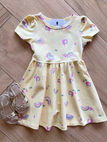 Vestido Infantil Feminino Curto Amarelo Caracol Arco Íris Fernanda ramos kids