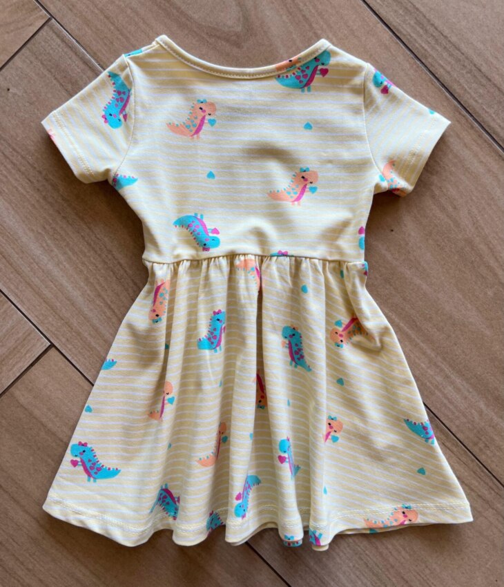 fernandaramoskids com br Vestido Infantil Feminino Curto Dinossauro Amarelo2