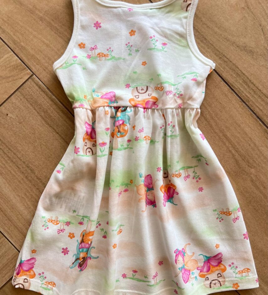 fernandaramoskids com br Vestido Infantil Feminino Curto Estampa Mundo das Fadas2