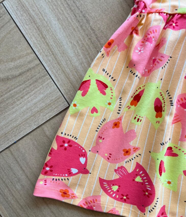 fernandaramoskids com br Vestido Infantil Feminino Curto Estampa Pássaros e Listras Laranja1