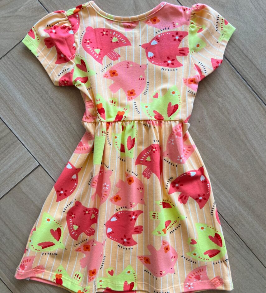 fernandaramoskids com br Vestido Infantil Feminino Curto Estampa Pássaros e Listras Laranja2
