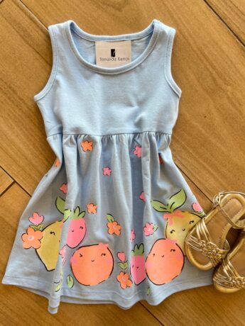 Vestido Infantil Feminino Curto Meia Malha Estampa Morangos Azul Fernanda Ramos Kids