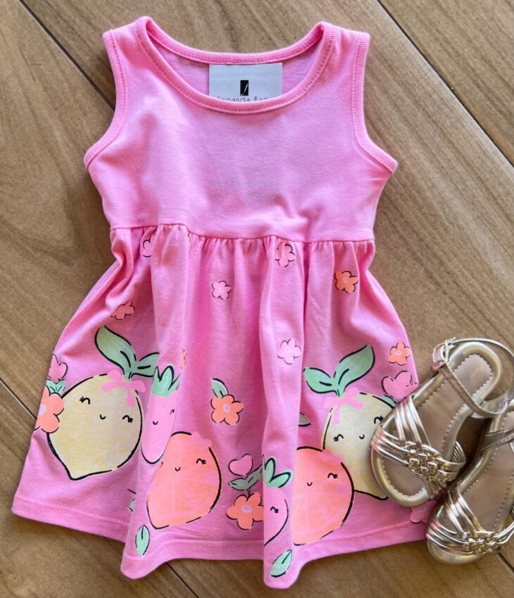 Vestido Infantil Feminino Curto Meia Malha Estampa Morangos Rosa Fernanda Ramos Kids