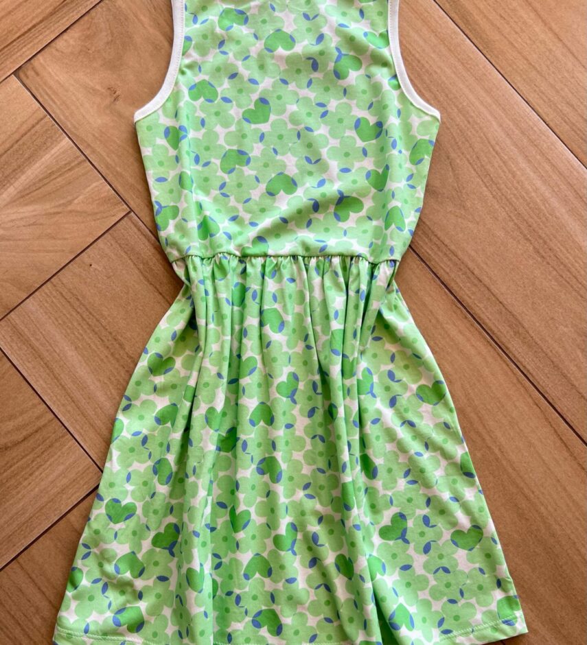 Vestido Infantil Feminino Curto Meia Malha Flores Verde Fernanda Ramos Kids