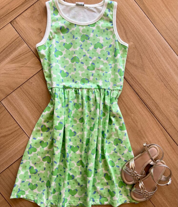 Vestido Infantil Feminino Curto Meia Malha Flores Verde Fernanda Ramos Kids