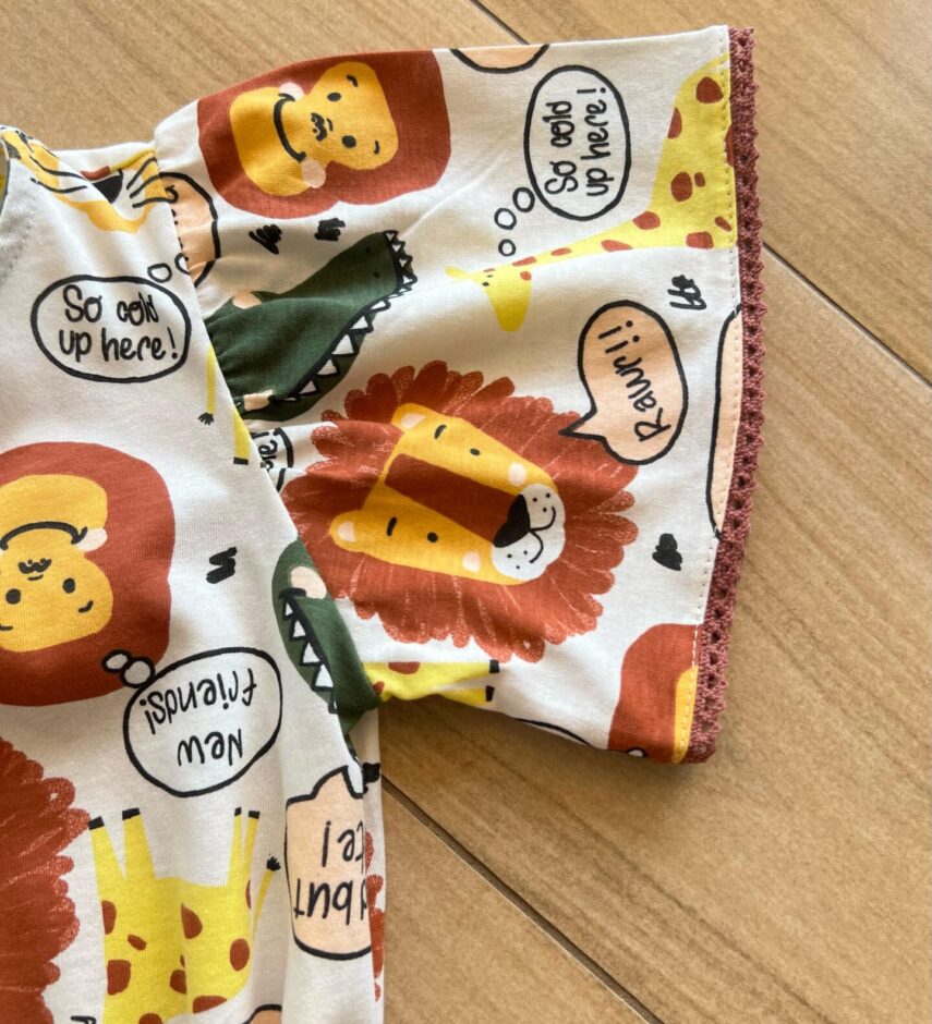 fernandaramoskids com br Vestido Infantil Feminino Curto Meia Malha Hey Buddy Estampado1
