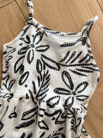 fernandaramoskids com br Vestido Infantil Feminino Curto Rodado Alça Fina Estampado Off White1