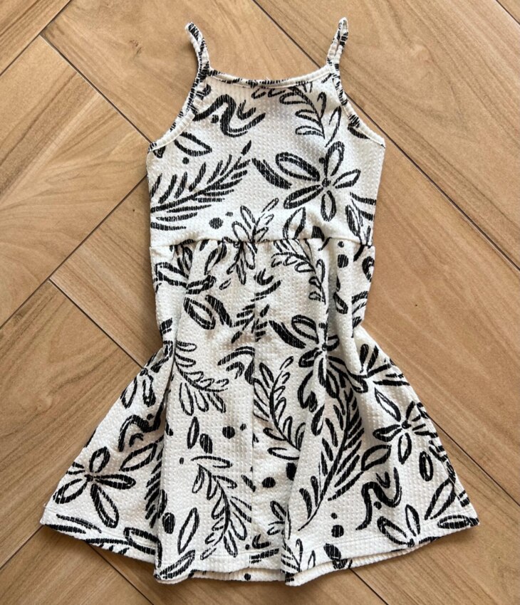 fernandaramoskids com br Vestido Infantil Feminino Curto Rodado Alça Fina Estampado Off White2