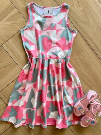 Vestido Infantil Feminino Curto Rodado com Desenhos Assimétricos Fernanda Ramos Kids