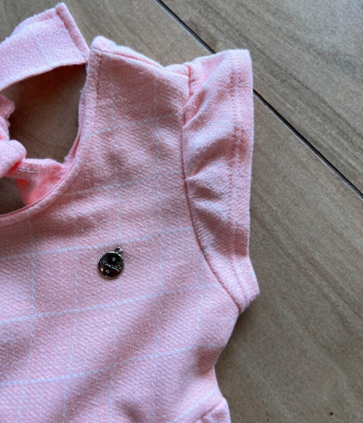 Vestido Infantil Feminino Curto Rodado com Listras e Amarração Rosa Fernanda Ramos Kids