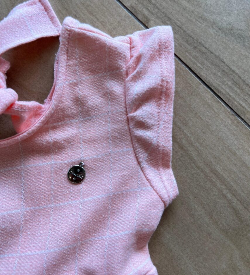Vestido Infantil Feminino Curto Rodado com Listras e Amarração Rosa Fernanda Ramos Kids