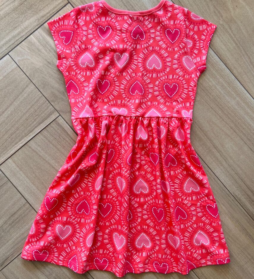 fernandaramoskids com br Vestido Infantil Feminino Curto Rodado Estampa Corações Vermelho2