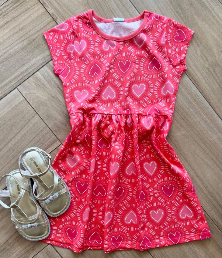 Vestido Infantil Feminino Curto Rodado Estampa Corações Vermelho Fernanda Ramos Kids