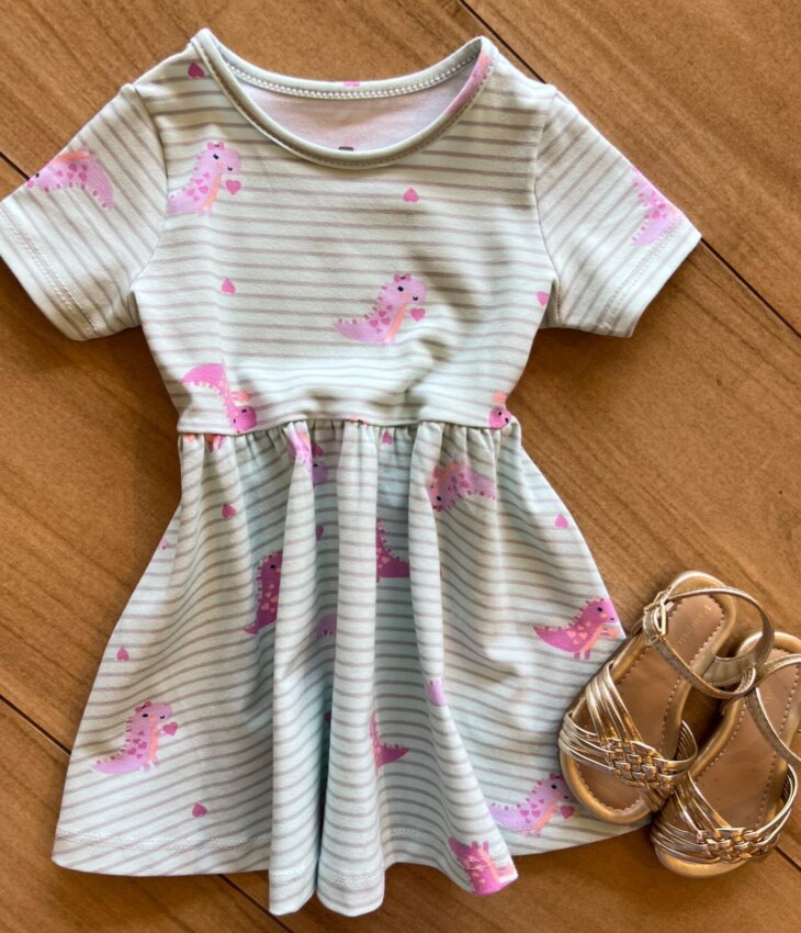 Vestido Infantil Feminino Curto Rodado Estampa Dinossauro Verde Fernanda Ramos Kids