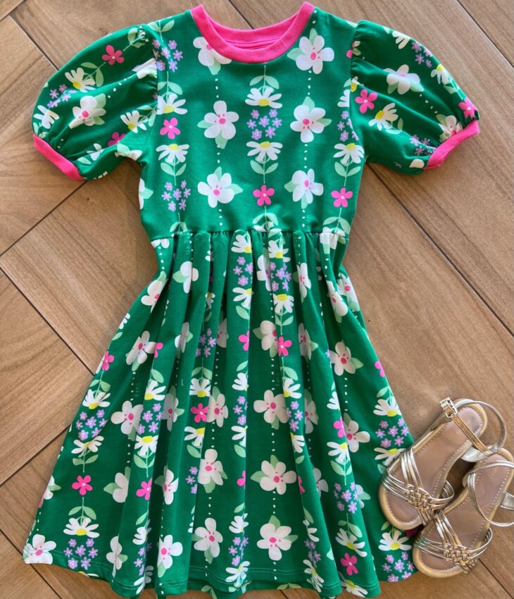 Vestido Infantil Feminino Manga Curta Estampa Jardim Verde Fernanda Ramos Kids
