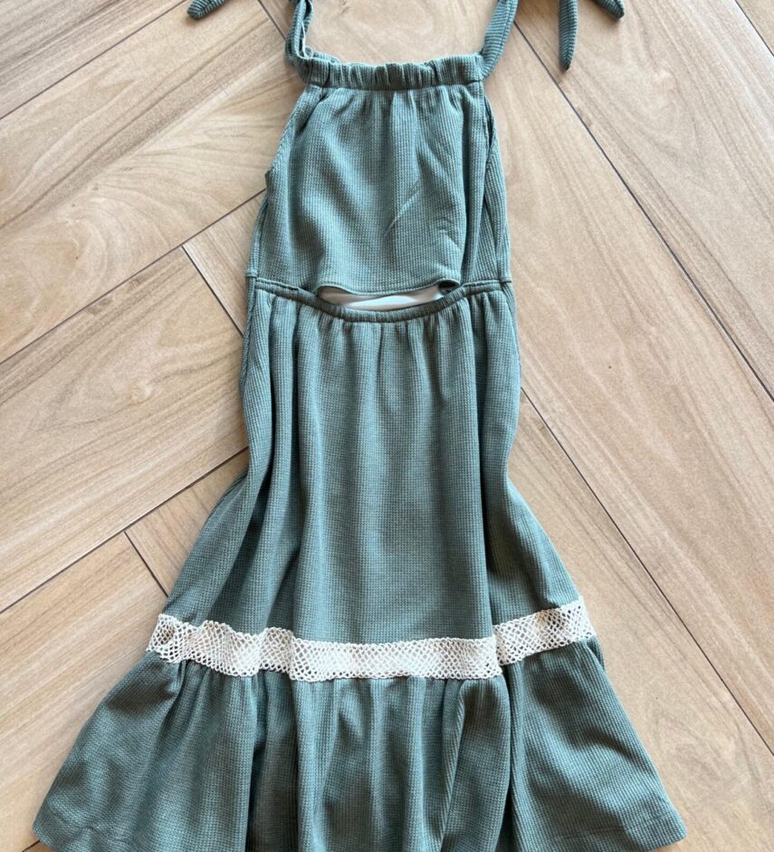 fernandaramoskids com br Vestido Infantil Feminino Midi com Amarrção na Alça Verde Oliva2