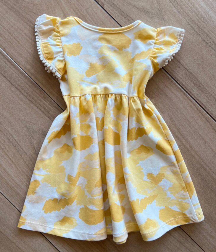 fernandaramoskids com br Vestido Infantil Feminino Rodado Amarelo com Detalhe nas Mangas 1