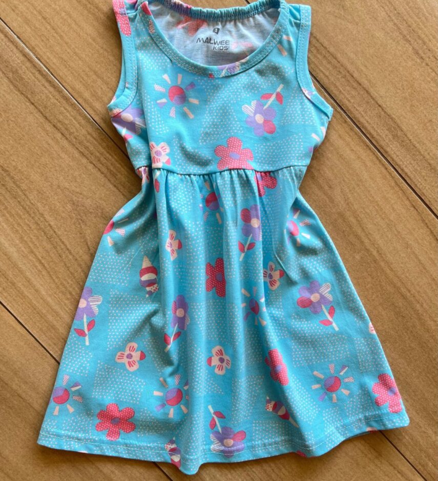 Vestido Infantil Feminino Rodado Estampa Flor Fundo Azul Fernanda Ramos Kids