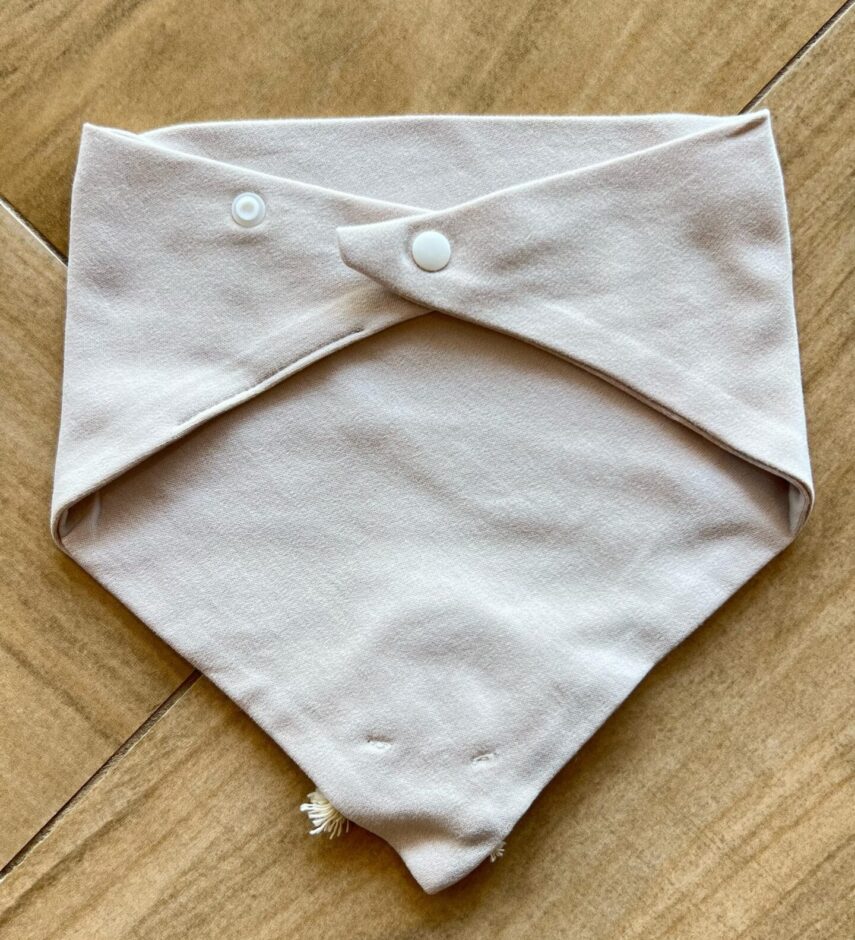 fernandaramoskids com br Babador Infantil Masculino Detalhe do Bichinho Nude2