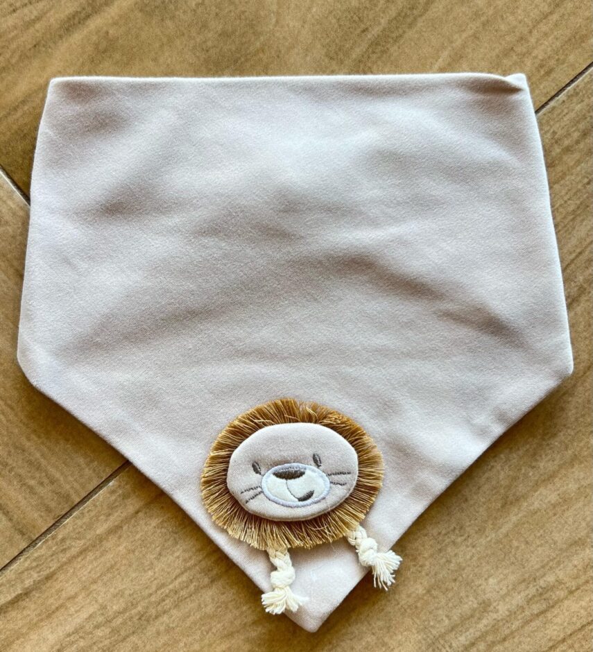 Babador Infantil Masculino Detalhe do Bichinho Nude Fernanda Ramos Kids