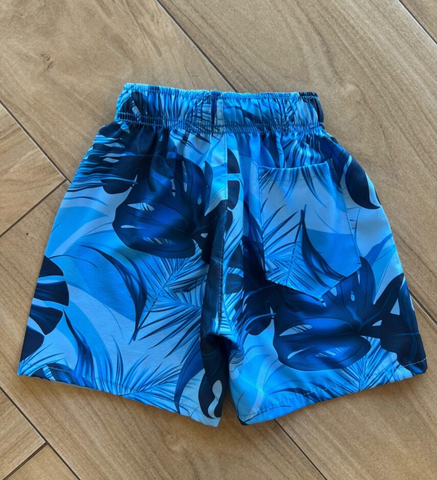 fernandaramoskids com br Bermuda Infantil Masculina Tactel Estampa Floral Tons Azuis2