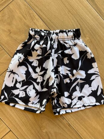 Bermuda Infantil Masculina Tactel Estampada Preta e Branca Fernanda Ramos Kids