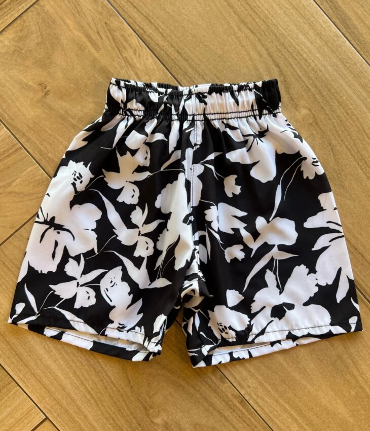 Bermuda Infantil Masculina Tactel Estampada Preta e Branca Fernanda Ramos Kids