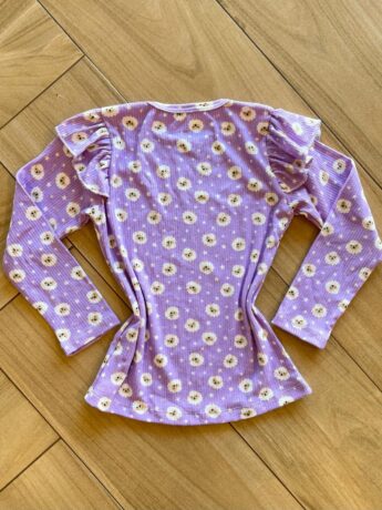 Blusa Manga Longa Infantil Feminina Lilás com Babado Ovelinhas Fernanda Ramos Kids