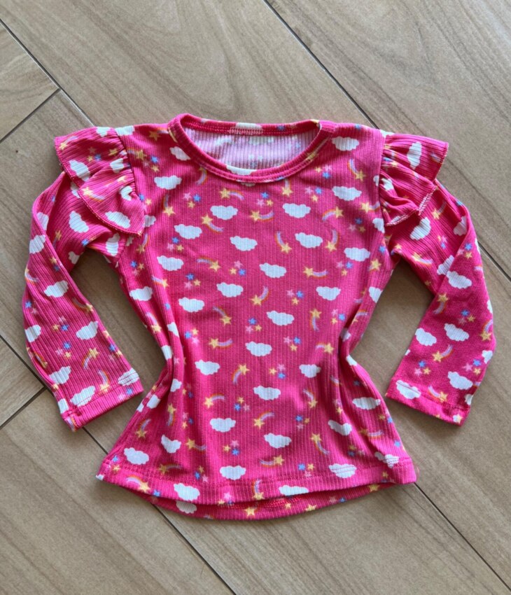 Blusa Manga Longa Infantil Feminina Nuvens Pink Fernanda Ramos Kids