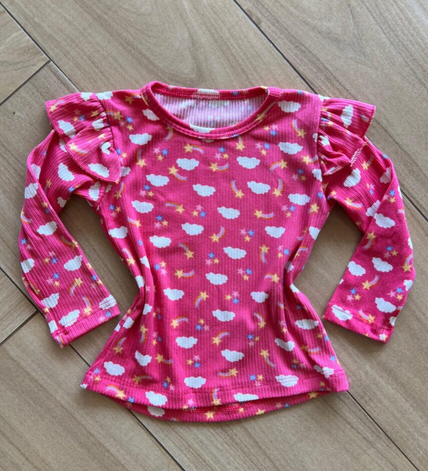 Blusa Manga Longa Infantil Feminina Nuvens Pink Fernanda Ramos Kids