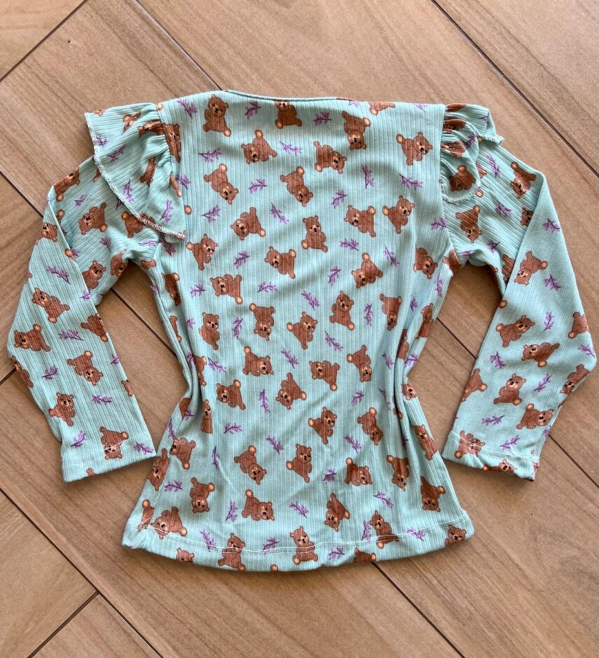 Blusa Manga Longa Infantil Feminina Verde com Babado Ursinho Fernanda Ramos Kids