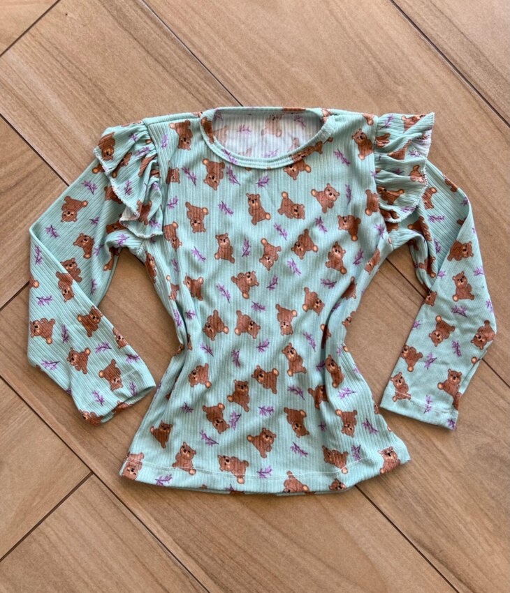Blusa Manga Longa Infantil Feminina Verde com Babado Ursinho Fernanda Ramos Kids