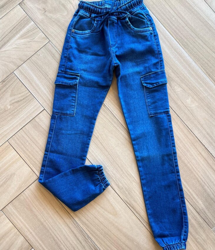 Calça Masculina Infantil Jeans Jogger com Bolsos Fernanda Ramos Kids