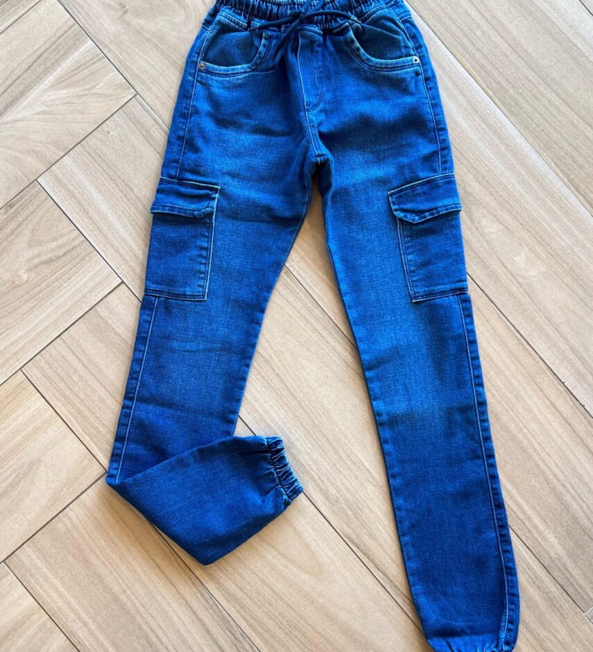 Calça Masculina Infantil Jeans Jogger com Bolsos Fernanda Ramos Kids