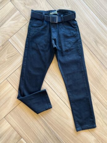 Calça Masculina Infantil Jeans Preta com Cinto e Bolsos Fernanda Ramos Kids