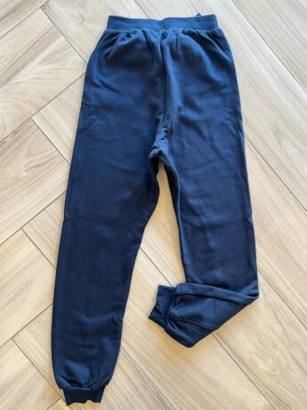 Calça Masculina Infantil Jogger com Bolsos e Detalhe Preta Fernanda Ramos Kids