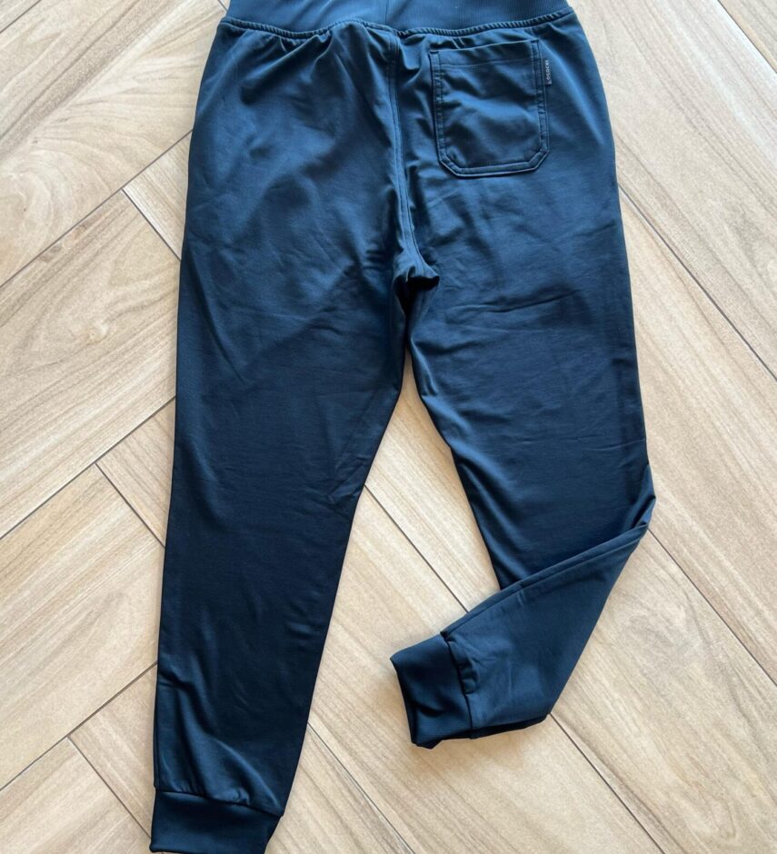 Calça Masculina Infantil Jogger Essencial com Amarração Preta Fernanda Ramos Kids