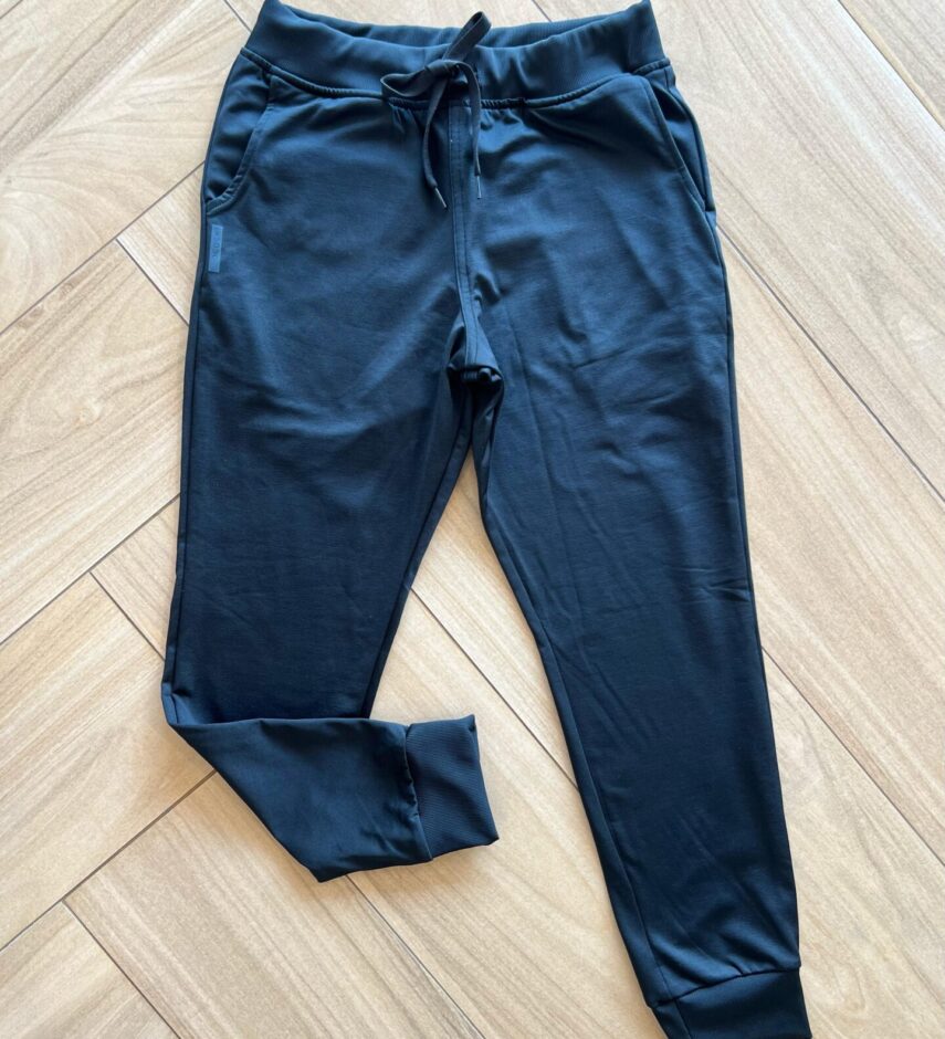 Calça Masculina Infantil Jogger Essencial com Amarração Preta Fernanda Ramos Kids