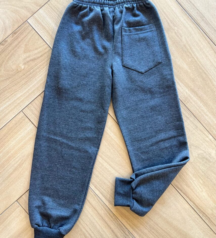 Calça Masculina Infantil Jogger Moletom com Bolsos e Cordão Cinza Fernanda Ramos Kids