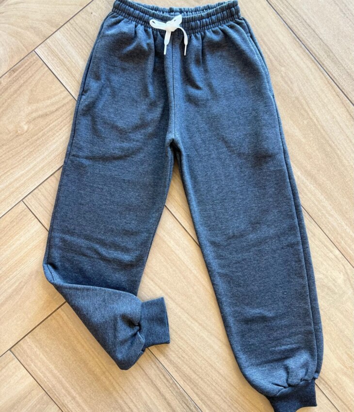 Calça Masculina Infantil Jogger Moletom com Bolsos e Cordão Cinza Fernanda Ramos Kids