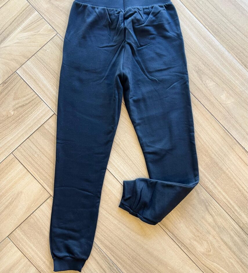Calça Masculina Infantil Jogger Moletom com Bolsos Preta Fernanda Ramos Kids