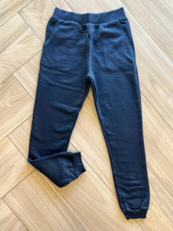 Calça Masculina Infantil Jogger Moletom com Bolsos Preta Fernanda Ramos Kids