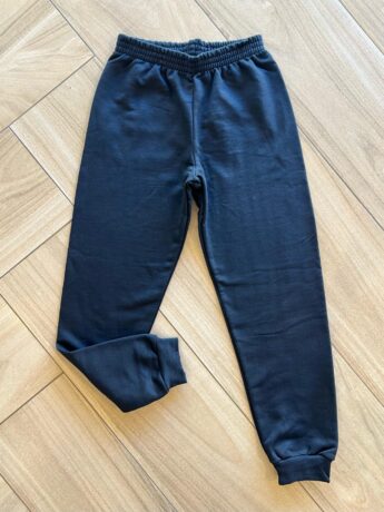 Calça Masculina Infantil Jogger Preta com Elástico na Cintura Fernanda Ramos Kids