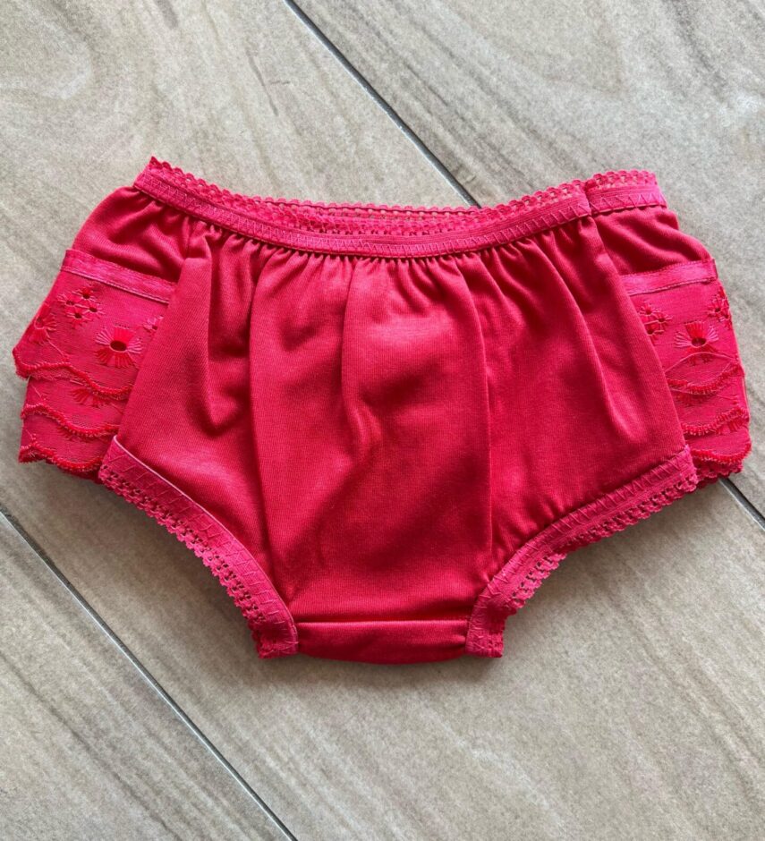 Calcinha Infantil Feminina Detalhe em Laise e Laço Vermelha Fernanda Ramos Kids