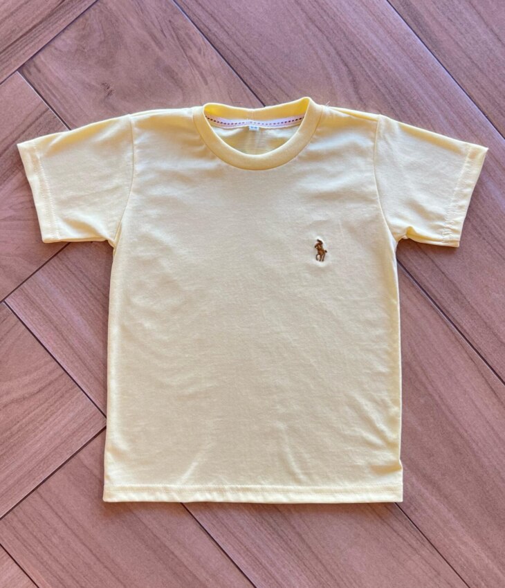 Camiseta Infantil Masculina Manga Curta Básica Amarela Fernanda Ramos Kids