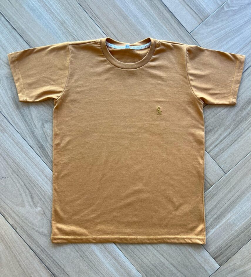 Camiseta Infantil Masculina Manga Curta Básica Caramelo Fernanda Ramos Kids